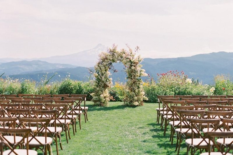 15809-3-gorge-crest-vineyards-winery-wedding-venues